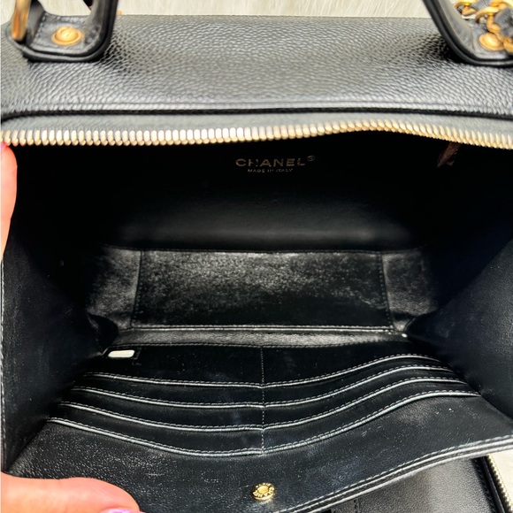 #2560OA MD Black Chanel Filigree Vanity Case - Picture 12 of 13